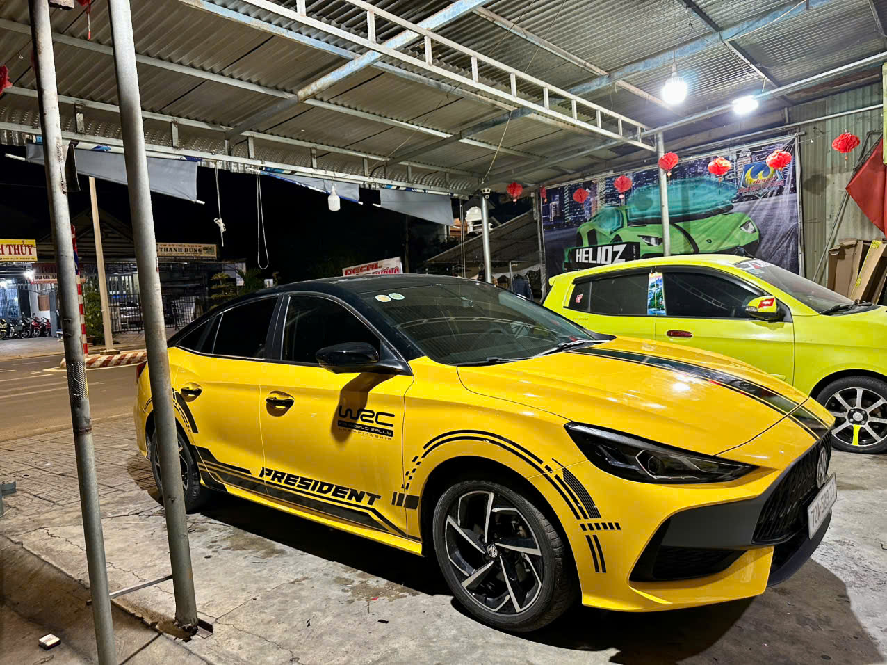 DECAL THÀNH VƯƠNG