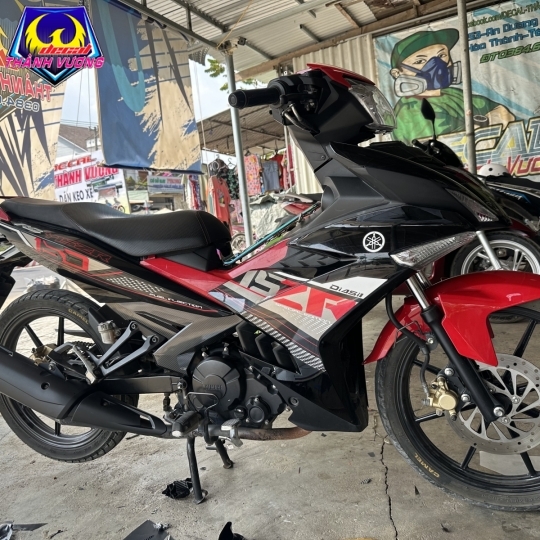 Exciter - Y15zr - Đỏ đen